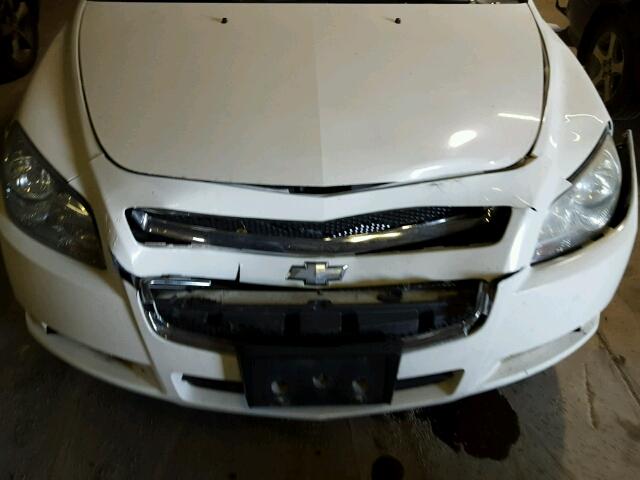 1G1ZJ57718F296913 - 2008 CHEVROLET MALIBU 2LT WHITE photo 7