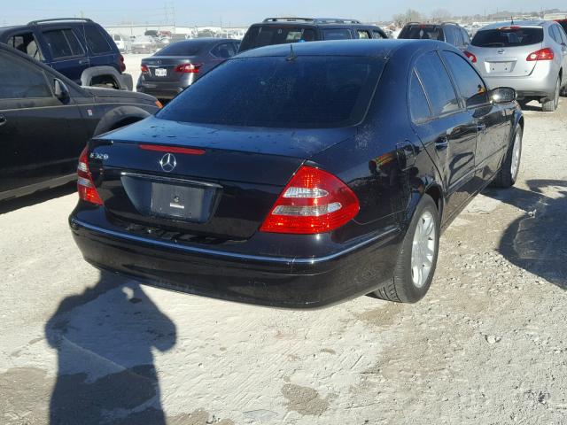 WDBUF65J45A643441 - 2005 MERCEDES-BENZ E 320 BLACK photo 4