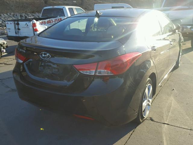 5NPDH4AE5DH410247 - 2013 HYUNDAI ELANTRA GL BLACK photo 4