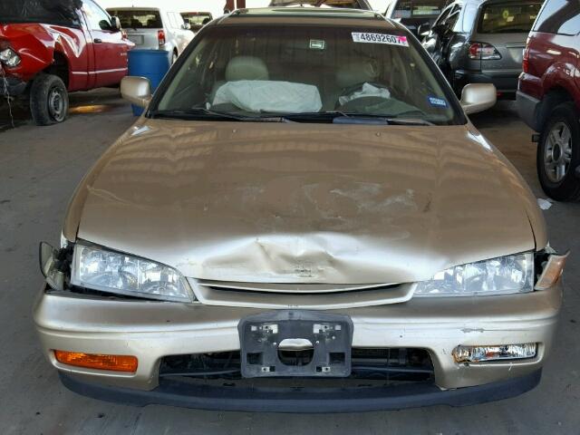 1HGCD7163SA035952 - 1995 HONDA ACCORD EX BEIGE photo 9