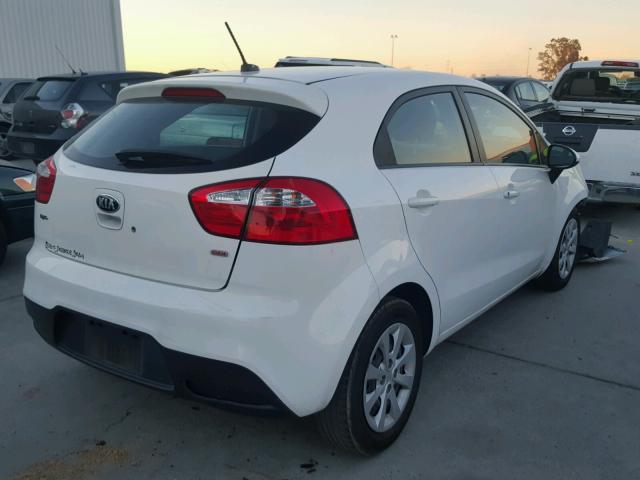 KNADM5A33E6376835 - 2014 KIA RIO LX WHITE photo 4