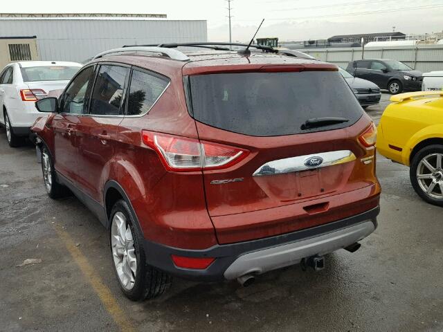 1FMCU9J90GUC27013 - 2016 FORD ESCAPE TIT RED photo 3