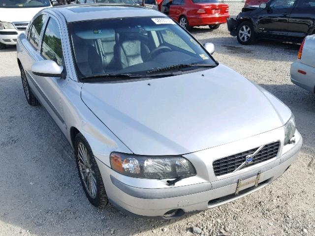 YV1RS53D122162119 - 2002 VOLVO S60 T5 SILVER photo 1