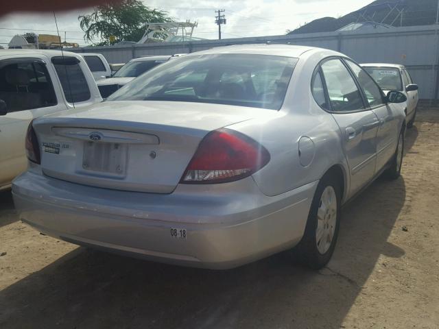 1FAFP53U06A172264 - 2006 FORD TAURUS SE SILVER photo 4