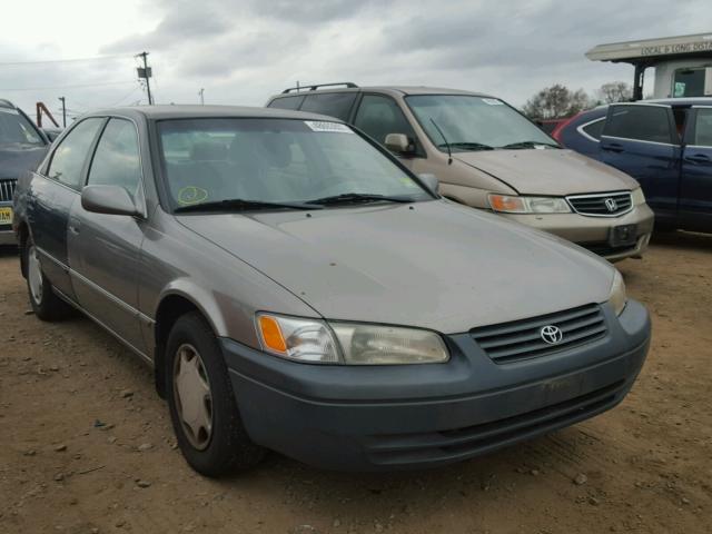 4T1BG22K6XU574454 - 1999 TOYOTA CAMRY CE GRAY photo 1