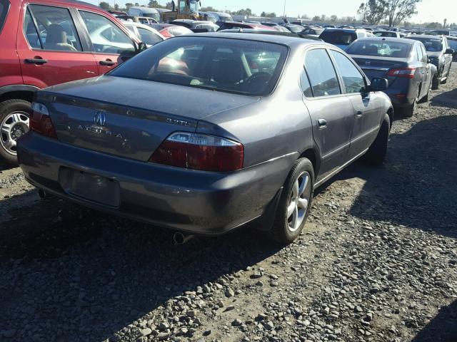 19UUA56683A026708 - 2003 ACURA 3.2TL SILVER photo 4