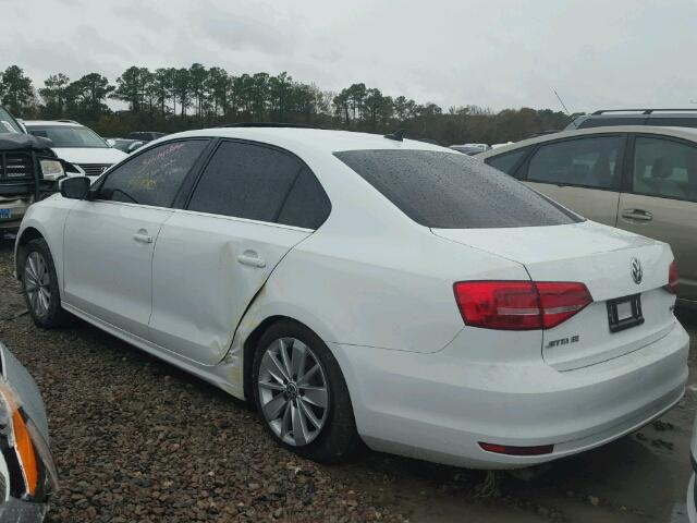 3VWD07AJ4FM256582 - 2015 VOLKSWAGEN JETTA SE WHITE photo 3