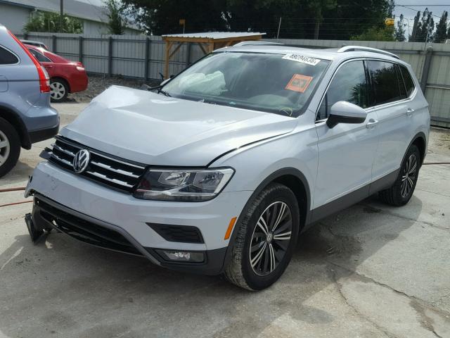 3VV3B7AX4JM066692 - 2018 VOLKSWAGEN TIGUAN SE WHITE photo 2