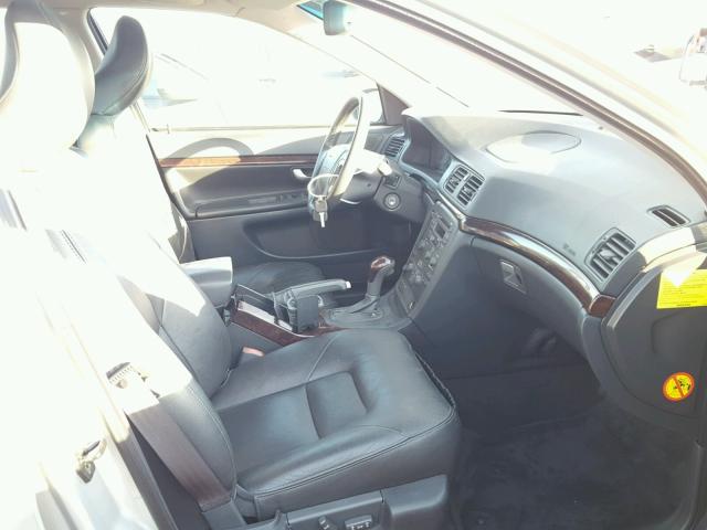 YV1TS92D021278528 - 2002 VOLVO S80 SILVER photo 5