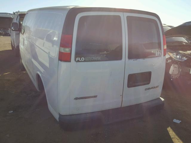 1GCFG15XX61259213 - 2006 CHEVROLET EXPRESS G1 WHITE photo 3