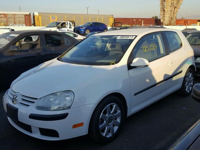 WVWAB71K59W115906 - 2009 VOLKSWAGEN RABBIT WHITE photo 2