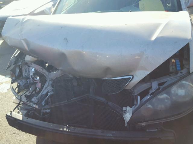 4T1BE32KX5U993092 - 2005 TOYOTA CAMRY LE BEIGE photo 7