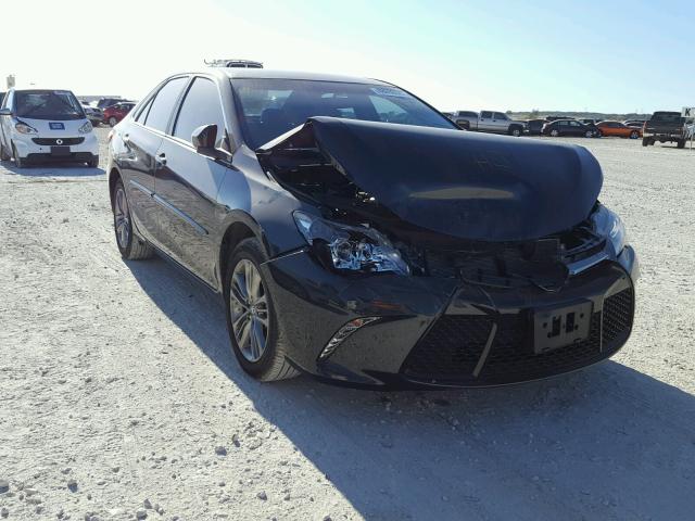4T1BF1FK9HU433970 - 2017 TOYOTA CAMRY LE შავი ფოტო 1