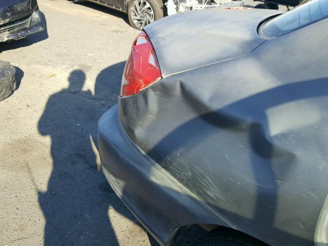 KNADC125256370018 - 2005 KIA RIO GRAY photo 9