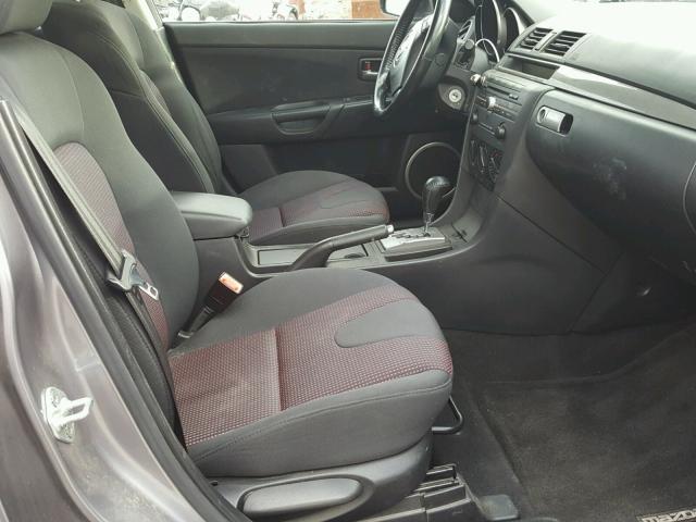 JM1BK143151226627 - 2005 MAZDA 3 HATCHBAC GRAY photo 5