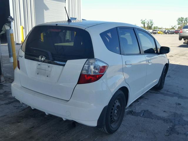 JHMGE8H39CS006173 - 2012 HONDA FIT WHITE photo 4