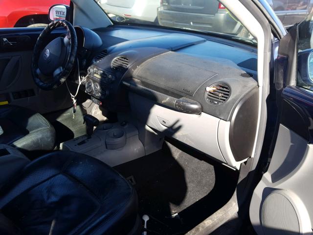 3VWCK21Y83M304618 - 2003 VOLKSWAGEN NEW BEETLE 蓝色 照片 5