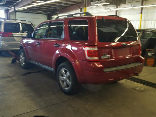 1FMCU03G19KA64295 - 2009 FORD ESCAPE XLT RED photo 3