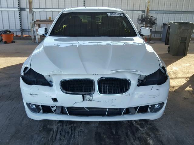 WBAFR1C58BC749978 - 2011 BMW 528 I WHITE photo 9