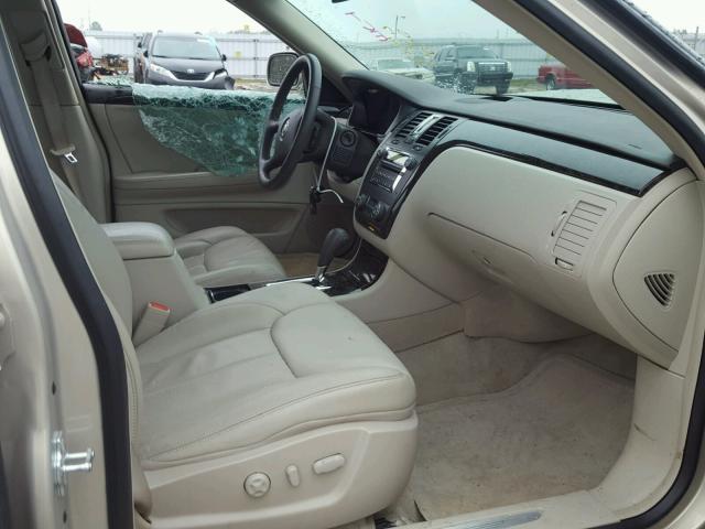 1G6KD57Y59U142083 - 2009 CADILLAC DTS GOLD photo 5