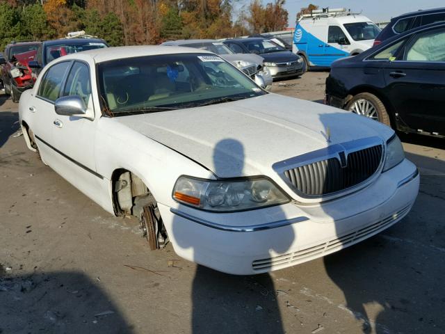 1LNHM81W64Y670843 - 2004 LINCOLN TOWN CAR E WHITE photo 1