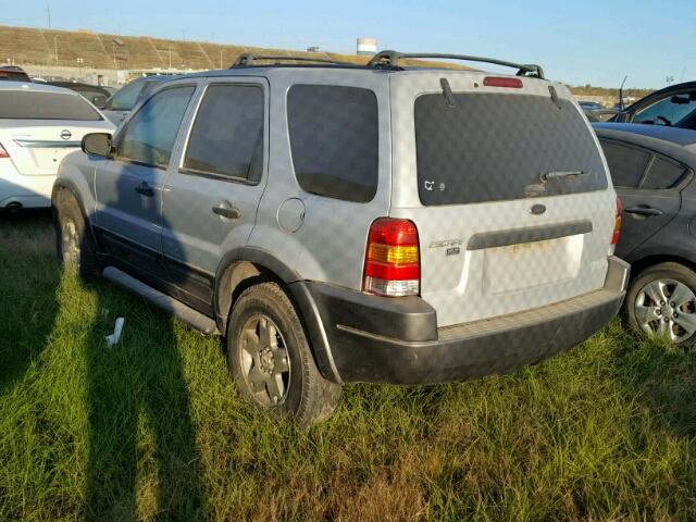 1FMCU03173KA03911 - 2003 FORD ESCAPE XLT SILVER photo 3