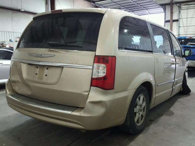 2C4RC1BG0CR282004 - 2012 CHRYSLER TOWN & COU TAN photo 4