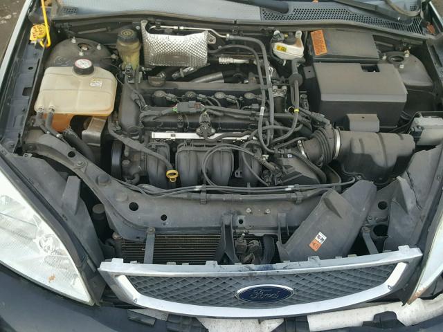 3FAFP37NX5R100922 - 2005 FORD FOCUS ZX5 BLACK photo 7