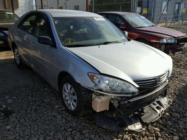 4T1BE32K25U632228 - 2005 TOYOTA CAMRY LE ვერცხლისფერი ფოტო 1
