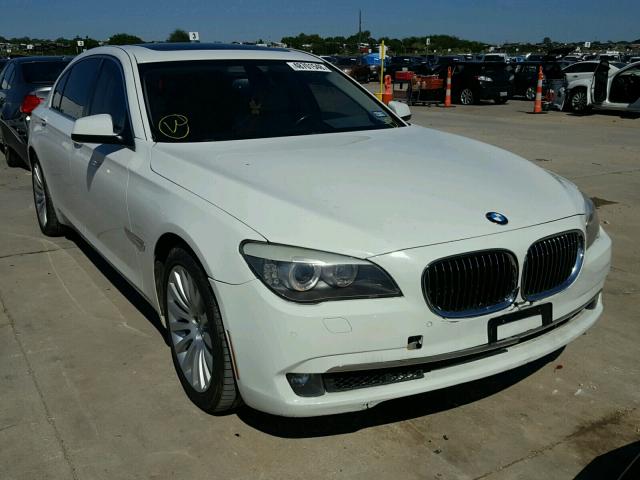WBAKB8C56CC964580 - 2012 BMW 750LI WHITE photo 1