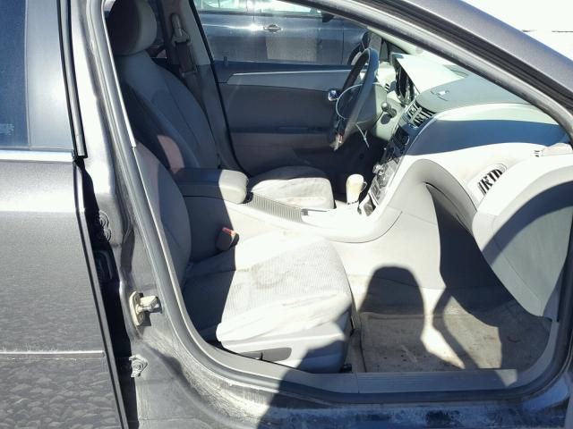 1G1ZB5E15BF223501 - 2011 CHEVROLET MALIBU LS ნაცრისფერი ფოტო 5