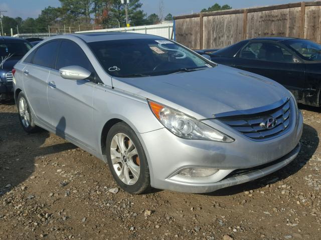 5NPEC4AC2BH003131 - 2011 HYUNDAI SONATA SE 银色 照片 1