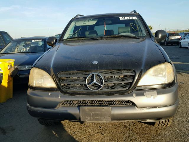 4JGAB54E3XA089905 - 1999 MERCEDES-BENZ ML 320 BLACK photo 9