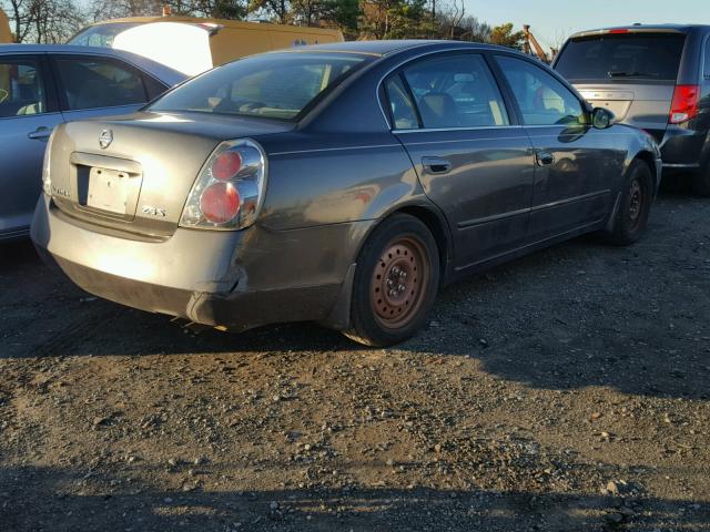 1N4AL11D25C104438 - 2005 NISSAN ALTIMA S GRAY photo 4