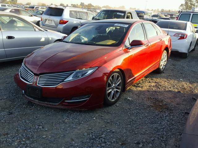 3LN6L2G93DR809916 - 2013 LINCOLN MKZ BURGUNDY photo 2