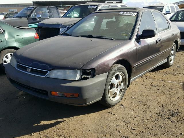 1HGCD5609VA109176 - 1997 HONDA ACCORD SE PURPLE photo 2