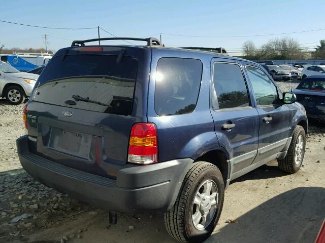 1FMYU03123KA63388 - 2003 FORD ESCAPE XLT BLUE photo 4