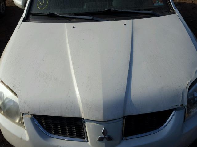 4A3AB36F64E127191 - 2004 MITSUBISHI GALANT ES WHITE photo 7