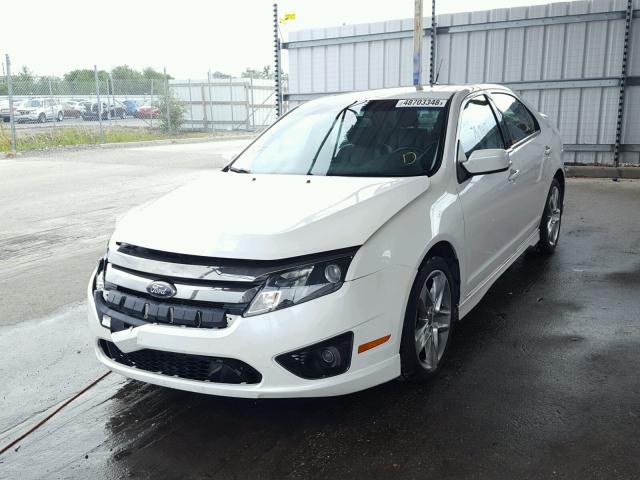 3FAHP0KCXCR281028 - 2012 FORD FUSION SPO WHITE photo 2