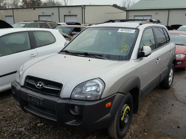 KM8JN12D65U054961 - 2005 HYUNDAI TUCSON GLS SILVER photo 2