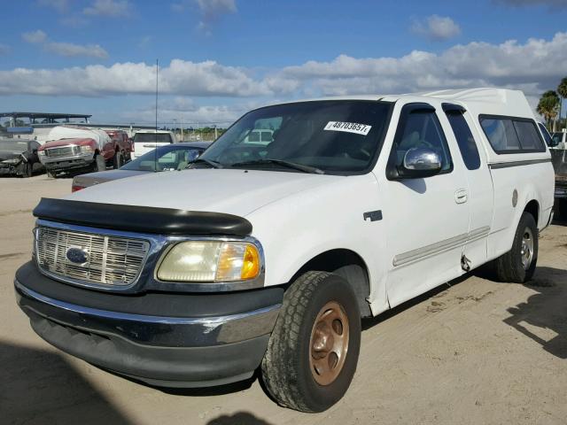 1FTRX17242NB41448 - 2002 FORD F150 WHITE photo 2