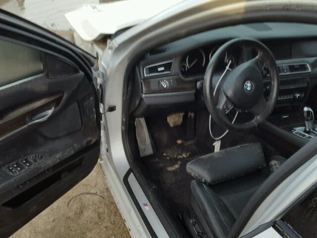 WBAKA8C55BCY37272 - 2011 BMW ALPINA B7 SILVER photo 9