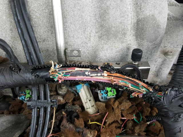 2G2WP522651292254 - 2005 PONTIAC GRAND PRIX TEAL photo 9