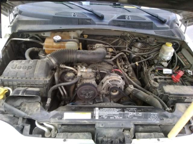 1J4GL38K74W296449 - 2004 JEEP LIBERTY RE SILVER photo 7