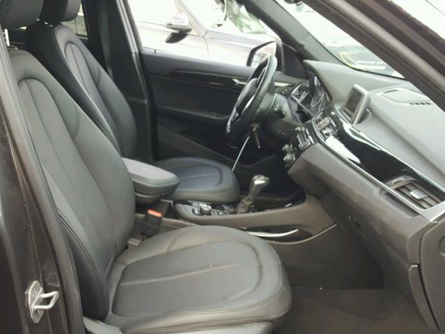 WBXHT3C37G5E48580 - 2016 BMW X1 XDRIVE2 Gris photo 5