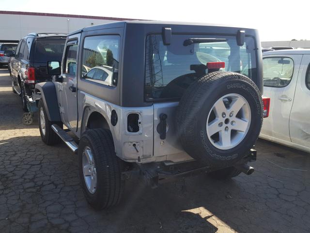 1C4AJWAG4GL131036 - 2016 JEEP WRANGLER S SILVER photo 3