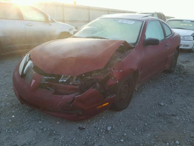 3G2JB12F45S131426 - 2005 PONTIAC SUNFIRE RED photo 2