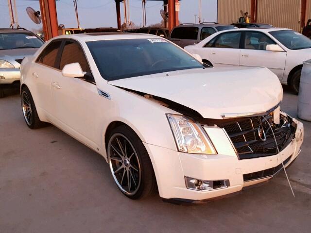 1G6DV57V180213832 - 2008 CADILLAC CTS HI FEA WHITE photo 1