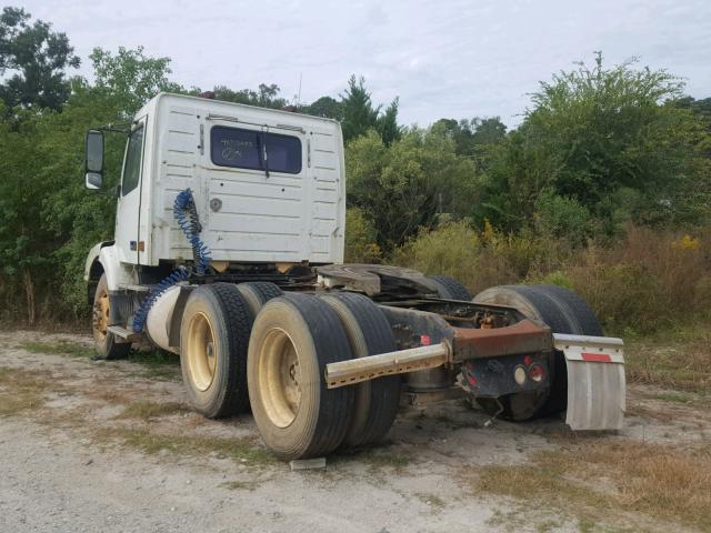 4VG7DARF3XN777051 - 1999 VOLVO VN WHITE photo 3