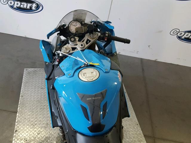 WB1053407CZL16537 - 2012 BMW S 1000 RR BLUE photo 5